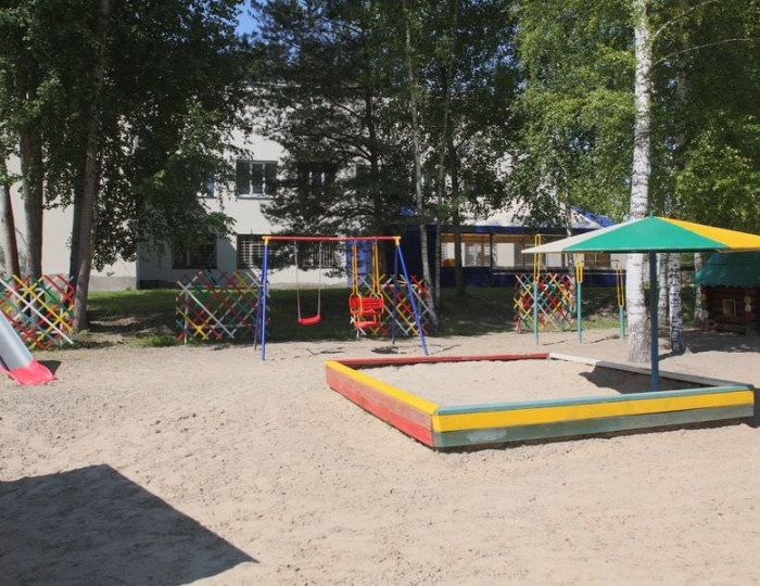 Детская площадка - Парк-отель «Анива»